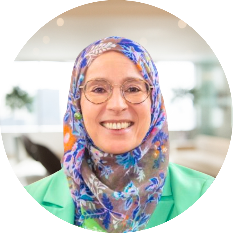 Dr. Leila Momen